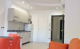 Appartamento Nuovo Centralissimo 150 Mt Dal Mare